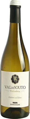 1 botella de Vino Blanco exclusivo Val de Souto. Vino blanco origen España, Galicia. Denominación de origen Ribeiro. Uva: Treixadura. 75 cl. Vino blanco gallego.