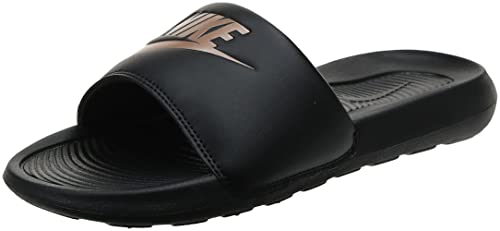 Nike W VICTORI One Slide, Zapatillas Deportivas Mujer, Black Mtlc Red Bronze Black, 39 EU